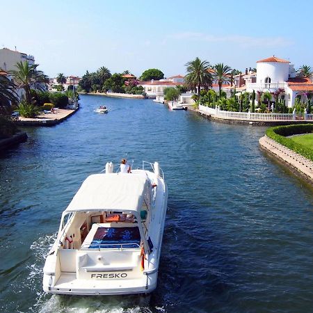 Holiday Home Alberes By Interhome Empuriabrava Zewnętrze zdjęcie